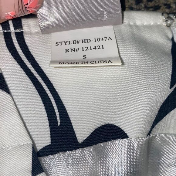 ✨Floral Sweetheart Neckline Flared Dress✨ - Picture 6 of 7